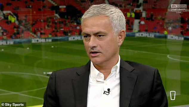 Jose Mourinho châm chọc Jurgen Klopp.