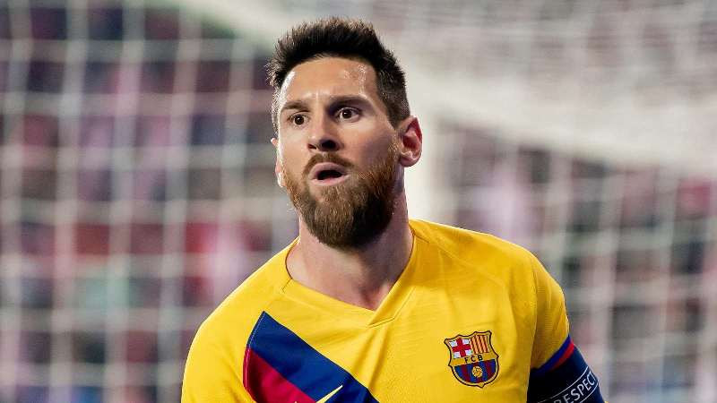 Lionel Messi lập kỷ lục khủng ở Champions League.