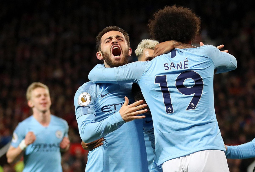 Bernardo Silva và Leroy Sane đưa Man City vào lịch sử
