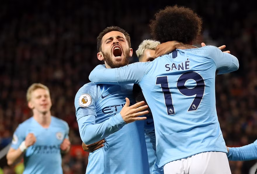 Bernardo Silva và Leroy Sane đưa Man City vào lịch sử