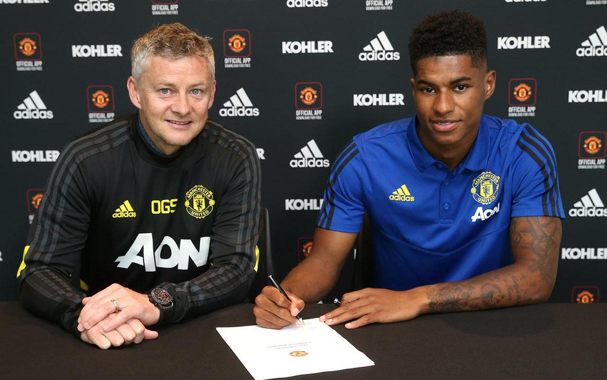 Tăng lương khủng, M.U 'trói chân' thành công ngôi sao Rashford