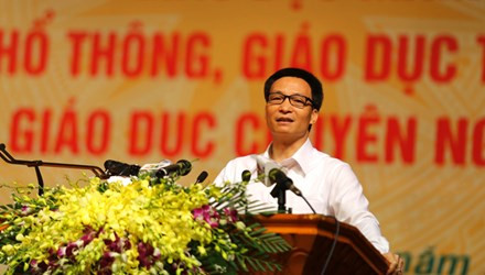 Phó Thủ tướng Vũ Đức Đam phát biểu tại hội nghị sáng 29/7. Ảnh: Như Ý