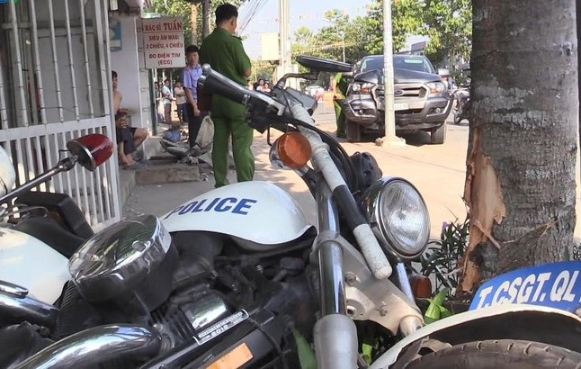 Tuyên án nhóm vận chuyển hàng cấm tông CSGT bị thương nặng