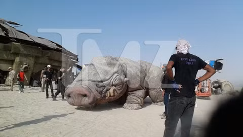 Hình ảnh rò rỉ của Star War 7 được trang TMZ đăng tải.