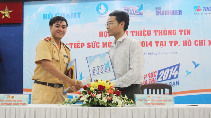 Ký kết liên tịch giữa Trung tâm hỗ trợ học sinh, sinh viên TPHCM và Đoàn Thanh niên Phòng CSGT Đường bộ Đường sắt, Công an TPHCM