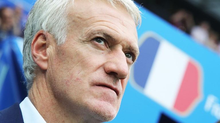 HLV Didier Deschamps muốn Pháp chơi hay hơn.