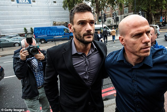 Hugo Lloris hầu tòa