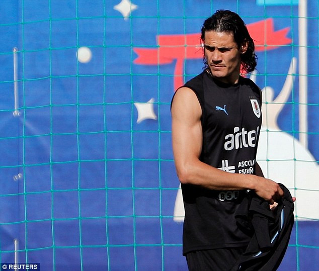 Edinson Cavani sẽ kịp bình phục vào phút chót?