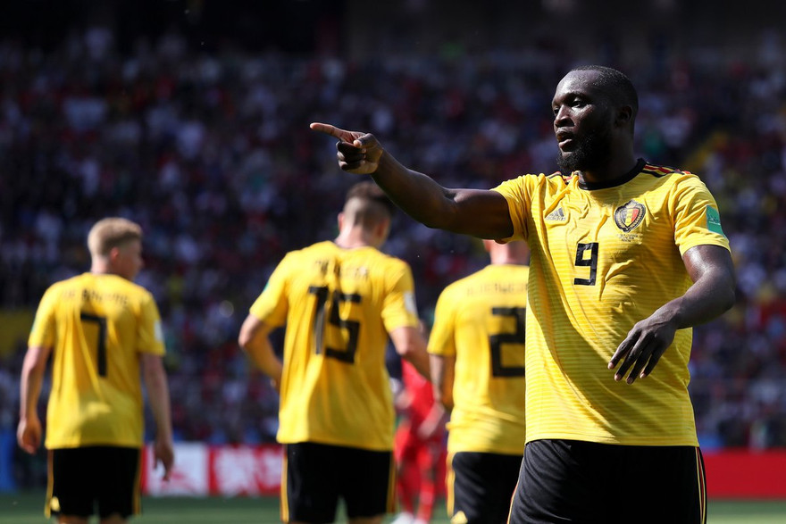 Lukaku lập cú đúp