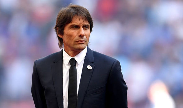Antonio Conte sẽ khởi kiện Chelsea