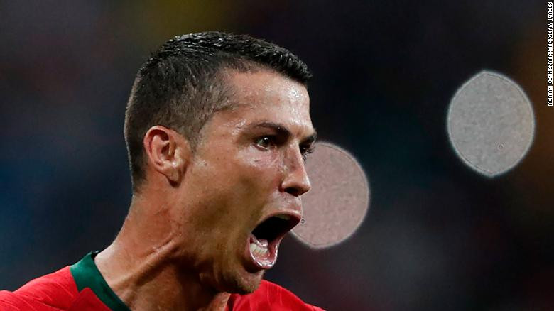 Tổng thống Mỹ Donald Trump hết lời ca ngợi Ronaldo.