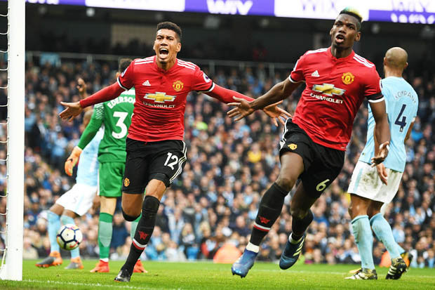 Paul Pogba giúp M.U thắng ngược Man City ở mùa giải trước