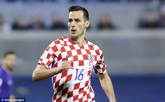  Nikola Kalinic không muốn ghi danh vào chiến tích của Croatia