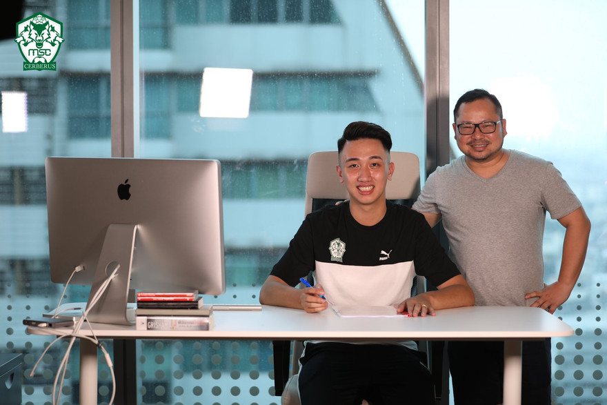 Quân Bi ký hợp đồng với MS Ceberus.