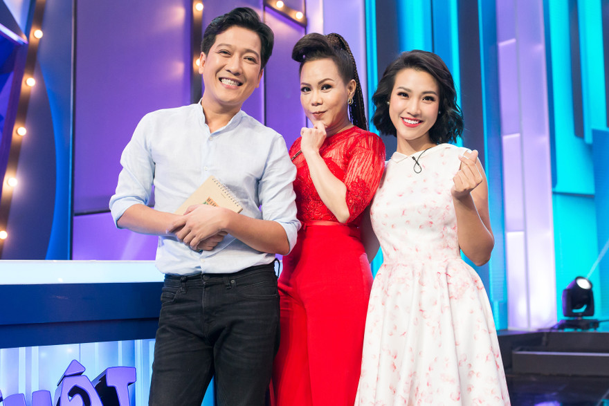 Hoàng Oanh ghen tỵ khi Nhã Phương được Trường Giang yêu chiều