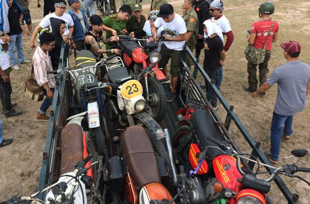 Lén tổ chức đua xe ngày nghỉ lễ bị công an phát hiện bắt giữ