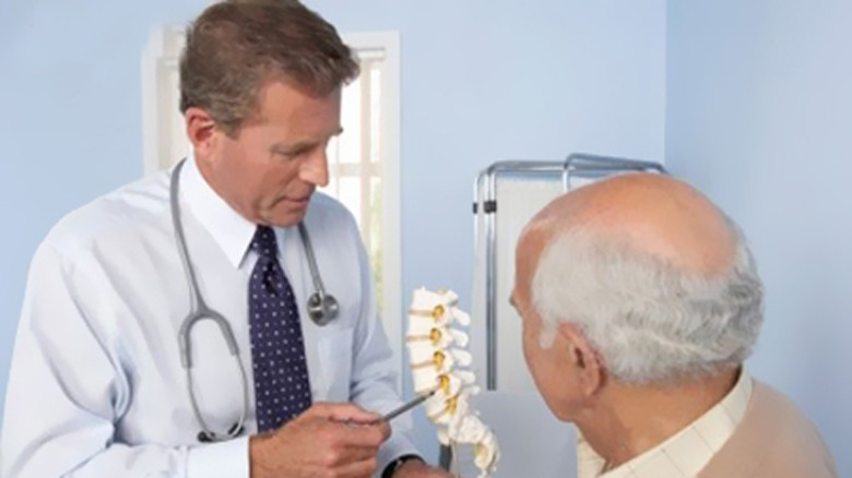 Thoái hóa khớp thường xảy ra ở tuổi ngoài 40 