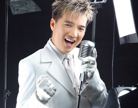 Đàm Vĩnh Hưng vẫn đang là số 1trong dòng nhạc thị trường. 