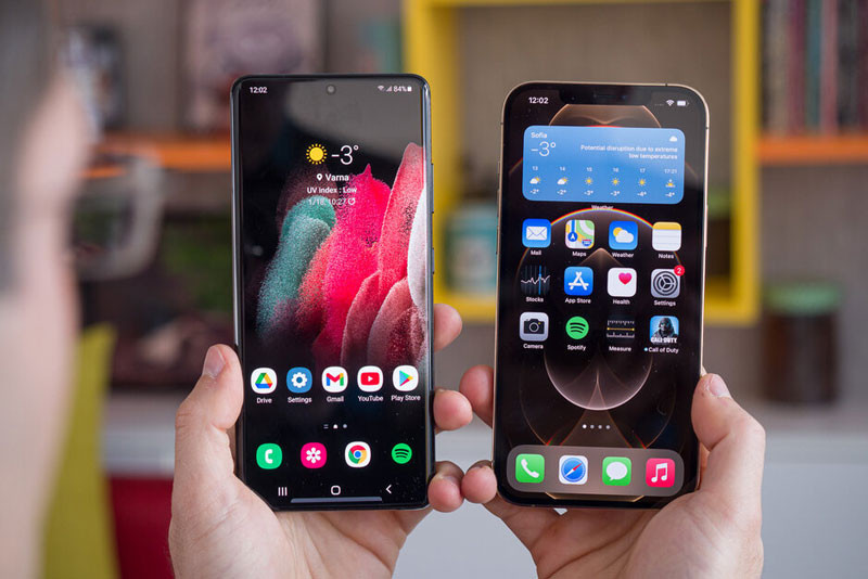 Samsung Galaxy S21 Ultra vượt trội iPhone 12 Pro Max về thời lượng pin