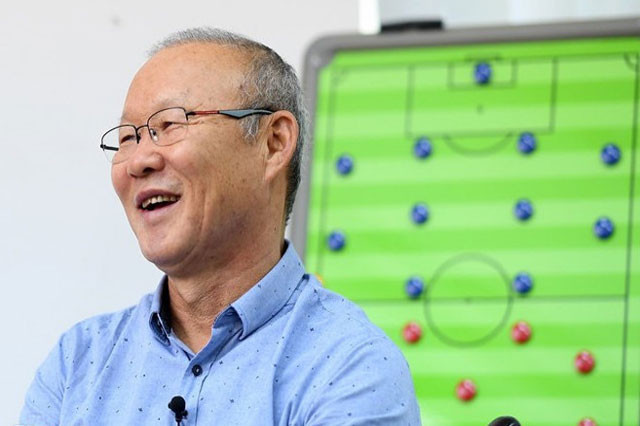 HLV Park Hang-seo đang dần chiếm trọn niềm tin từ NHM bóng đá Việt.