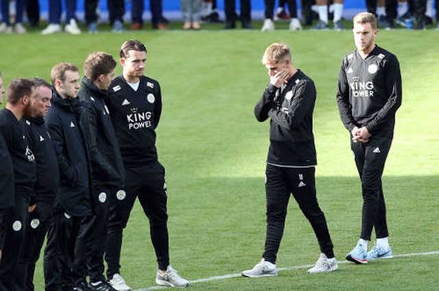 Sự ra đi của Chủ tịch Vichai Srivaddhanaprabha khiến nhiều người không thể cầm được nước mắt.