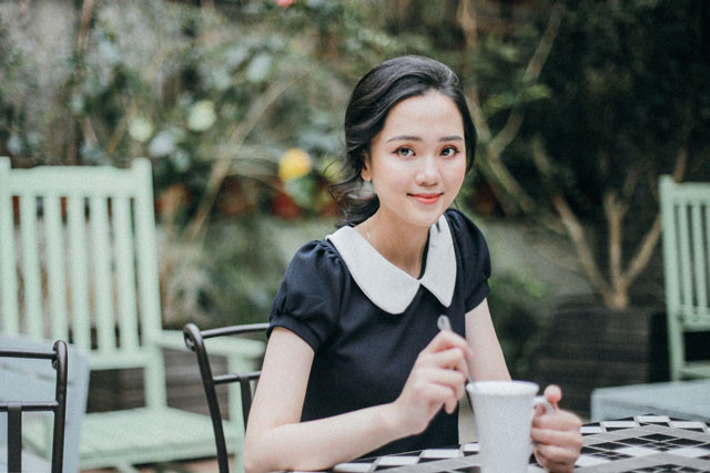 Ngắm cô bạn gái vừa đẹp lại có gia thế “khủng” của tuyển thủ Việt Nam