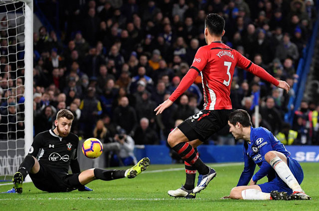VIDEO: Dứt điểm kém, Chelsea bị Southampton ‘cưa điểm’