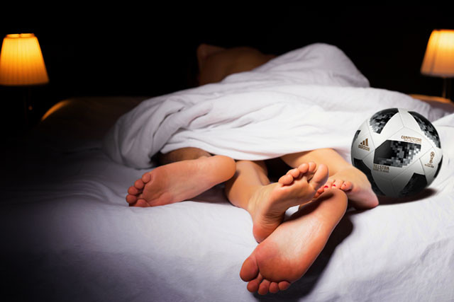Các cầu thủ thi đấu tại World Cup có nên quan hệ tình dục thường xuyên để thi đấu tốt hơn?