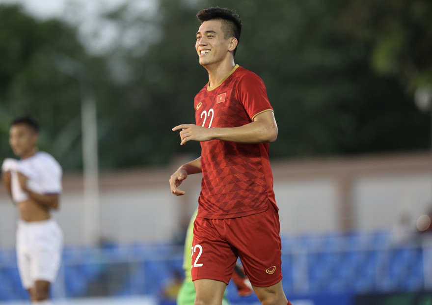 Tiến Linh lập hat-trick. Ảnh: Hữu Phạm
