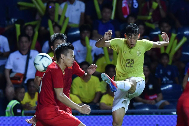 Fox Sports: Tuyển Việt Nam khiến chủ nhà Thái Lan choáng váng