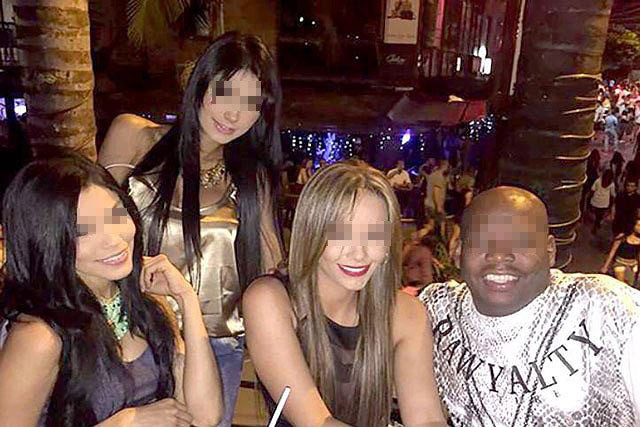 Bức ảnh được cựu danh thủ đăng tải trên mạng xã hội Twitter, nhưng sau đó đã xóa đi.