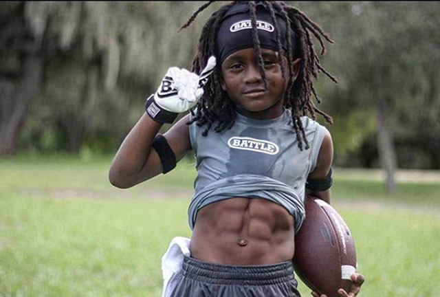 Cậu bé Rudolph Ingram.