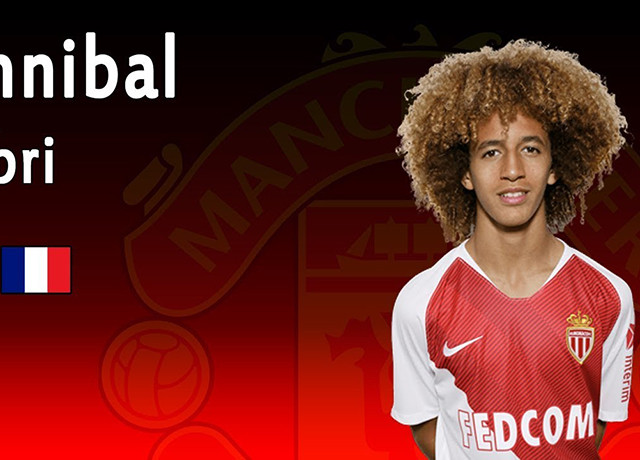 M.U mua thành công 'thần đồng' bóng đá Pháp