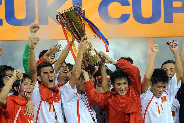Tuyển Việt Nam lên ngôi vô địch AFF Cup 2018