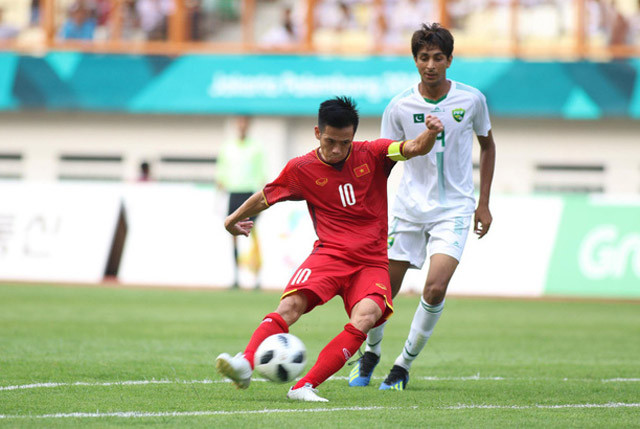 Bàn thắng của Văn Quyết lọt Top 10 vòng bảng ASIAD 2018