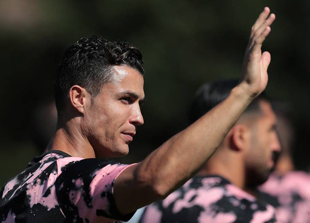 Siêu sao Ronaldo bất ngờ nói về khả năng giải nghệ