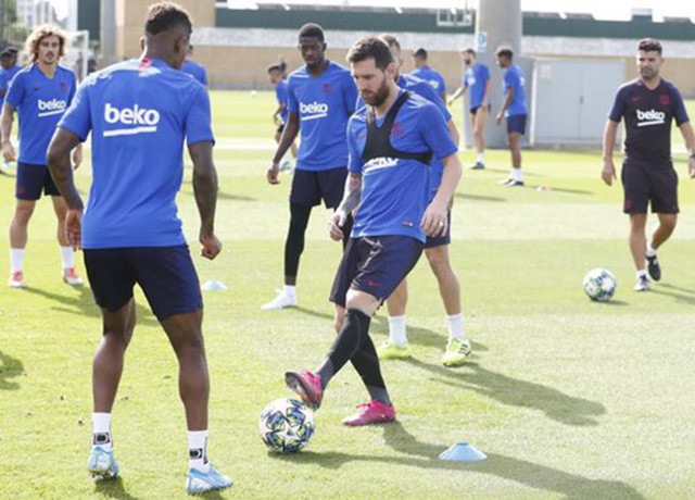 Barcelona nhận tin cực vui về Messi trước đại chiến với Dortmund