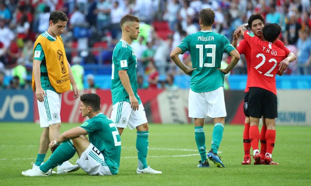 Tuyển Đức thất bại ê chề vì vấn đề nội bộ 