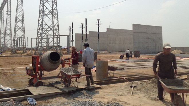 Trạm biến áp 500kV Cầu Bông đang được thi công. Ảnh: Phong Cầm