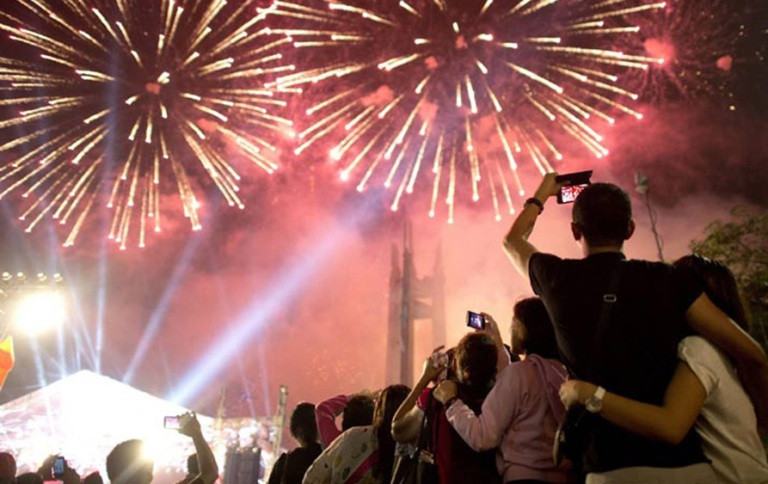 Bình Dương: Bắn pháo hoa mừng Quốc khánh tại Khu du lịch Đại Nam