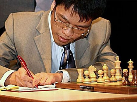 Quang Liêm rời nhóm Siêu đại kiện tướng