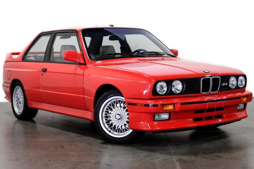 BMW M3 E30 của Paul Walker sang tay với giá 150.000 USD