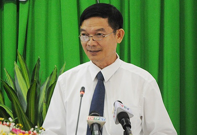 Ông Nguyễn Minh Toại - Giám đốc Sở Công Thương Cần Thơ trả lời chất vấn. Ảnh: C.K 