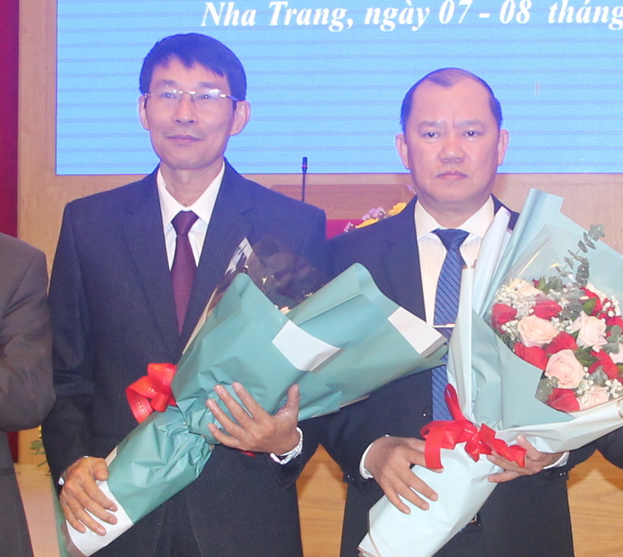 Khánh Hoà bầu bổ sung hai phó chủ tịch UBND tỉnh