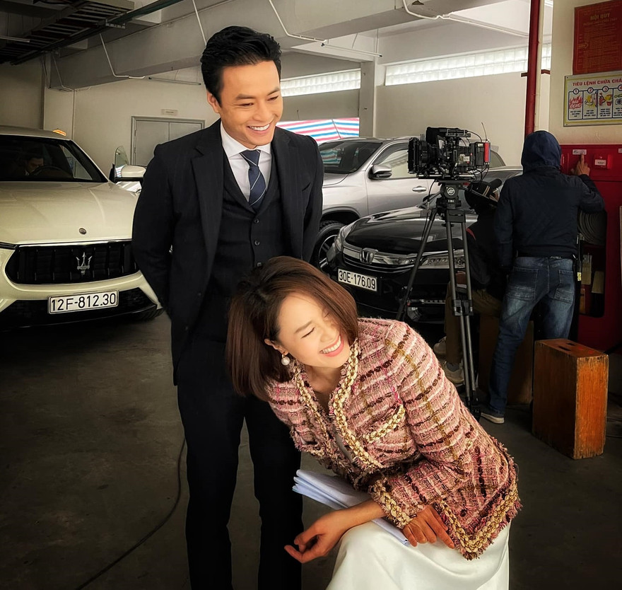 Hồng Đăng - Hồng Diễm cười 'như ngã cây' khiến khán giả thích thú 