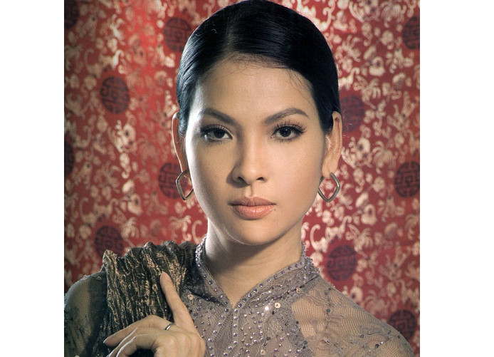 'Đệ nhất giai nhân đất Việt' vang bóng 1 thời Thủy Hương giờ ra sao ? 