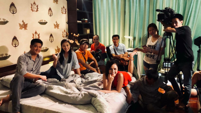 Showbiz 11/7: Vì sao bị ngưng phát sóng nhưng 'Quỳnh búp bê' vẫn quay?