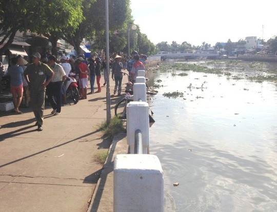 Kênh Cái Khế, nơi xảy ra vụ tai nạn hi hữu. 