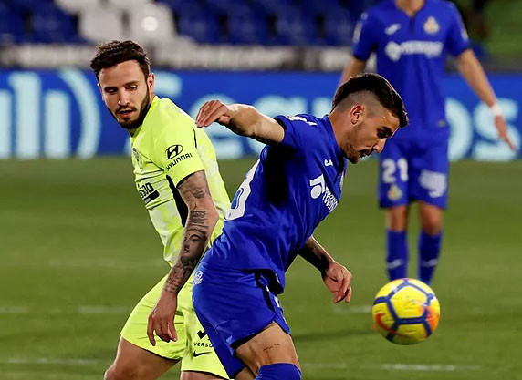 Atletico chỉ có được tỷ số hòa 0-0 dù chơi hơn người