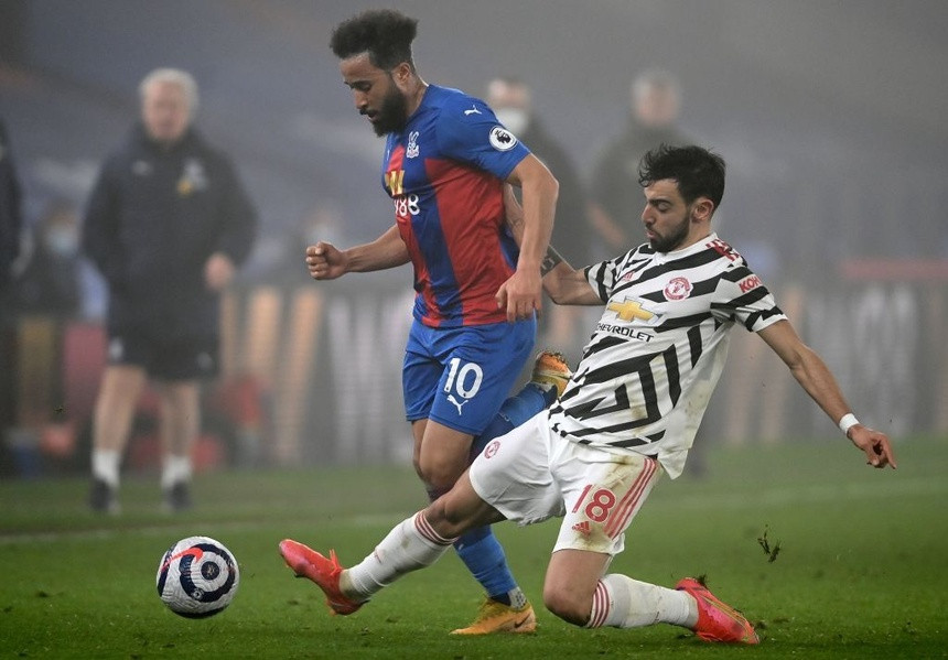 Hoà Crystal Palace, M.U hụt hơi trong cuộc đua vô địch